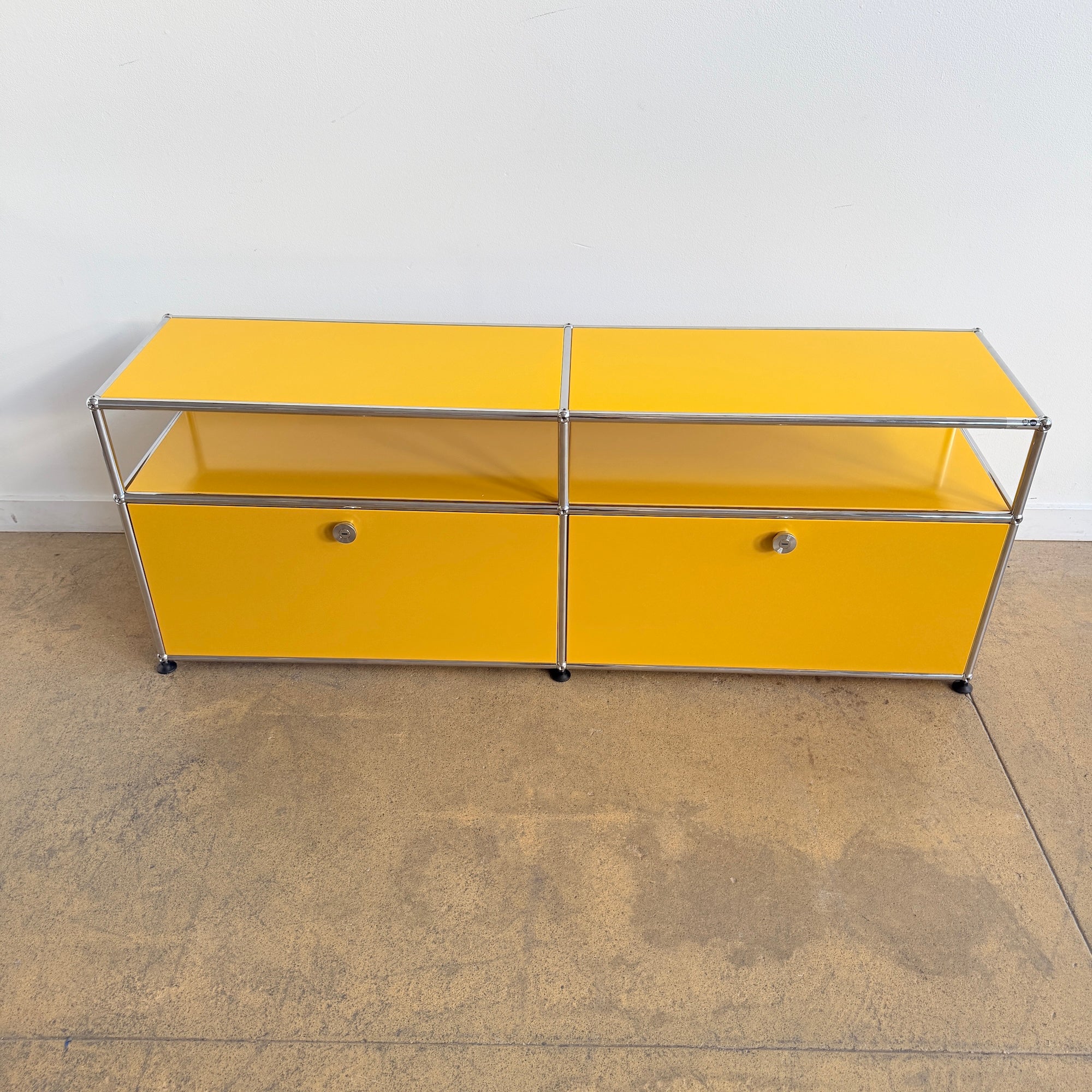 USM Haller 2X2 Media Console 22' - Golden Yellow - Image 2