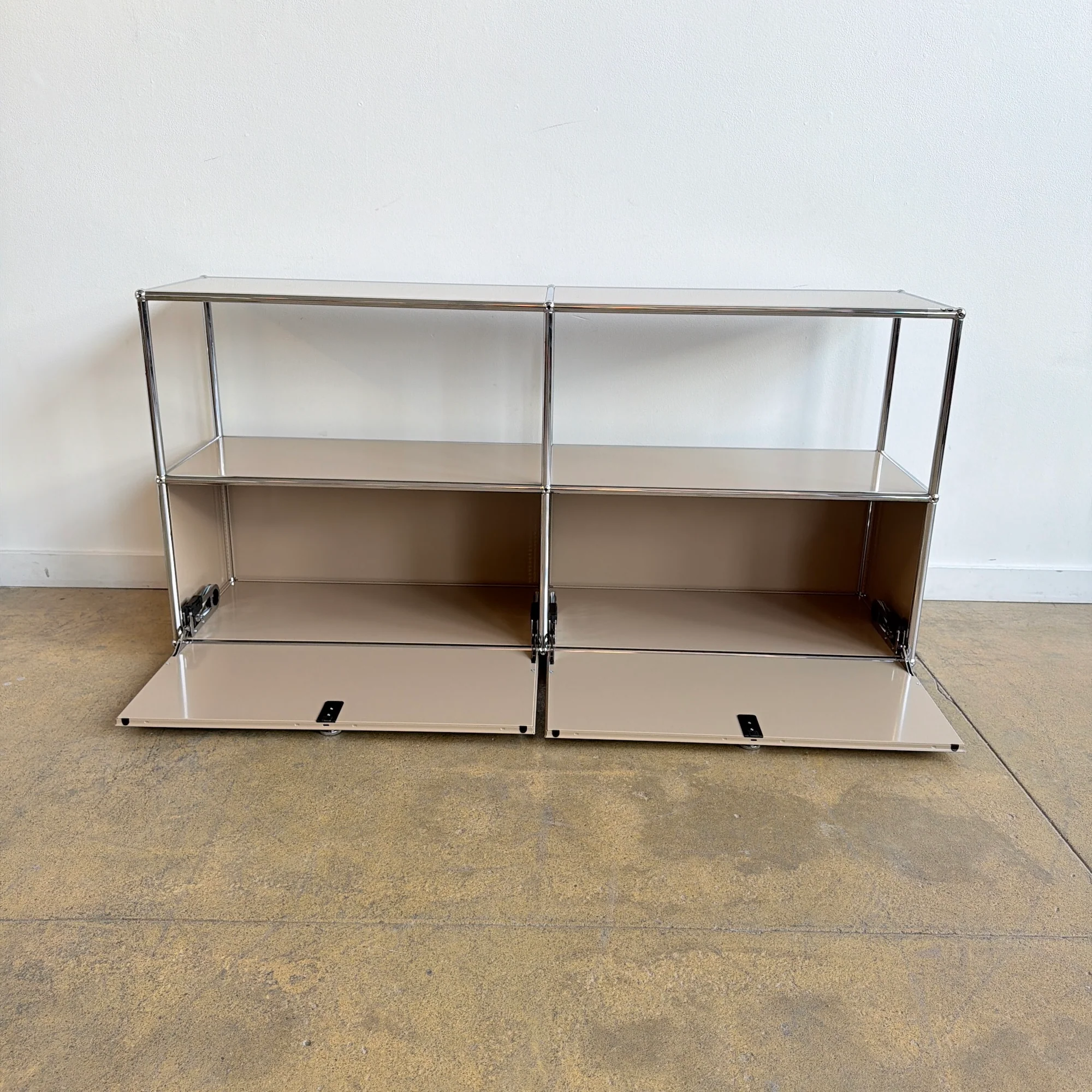USM Haller 2X2 Media Console - Beige - Image 5