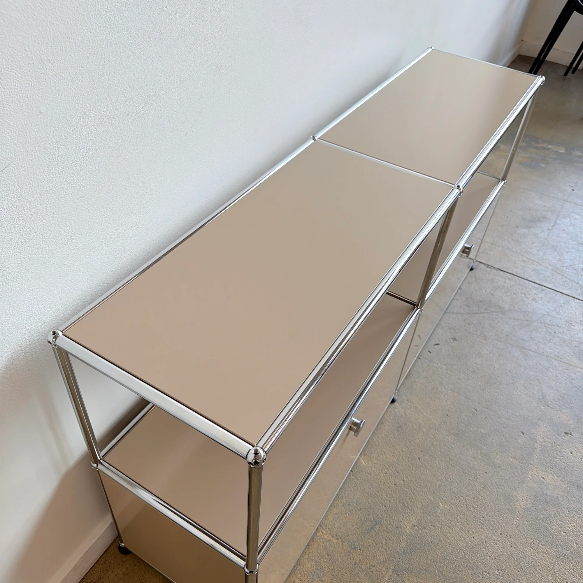 USM Haller 2X2 Media Console - Beige - Image 6
