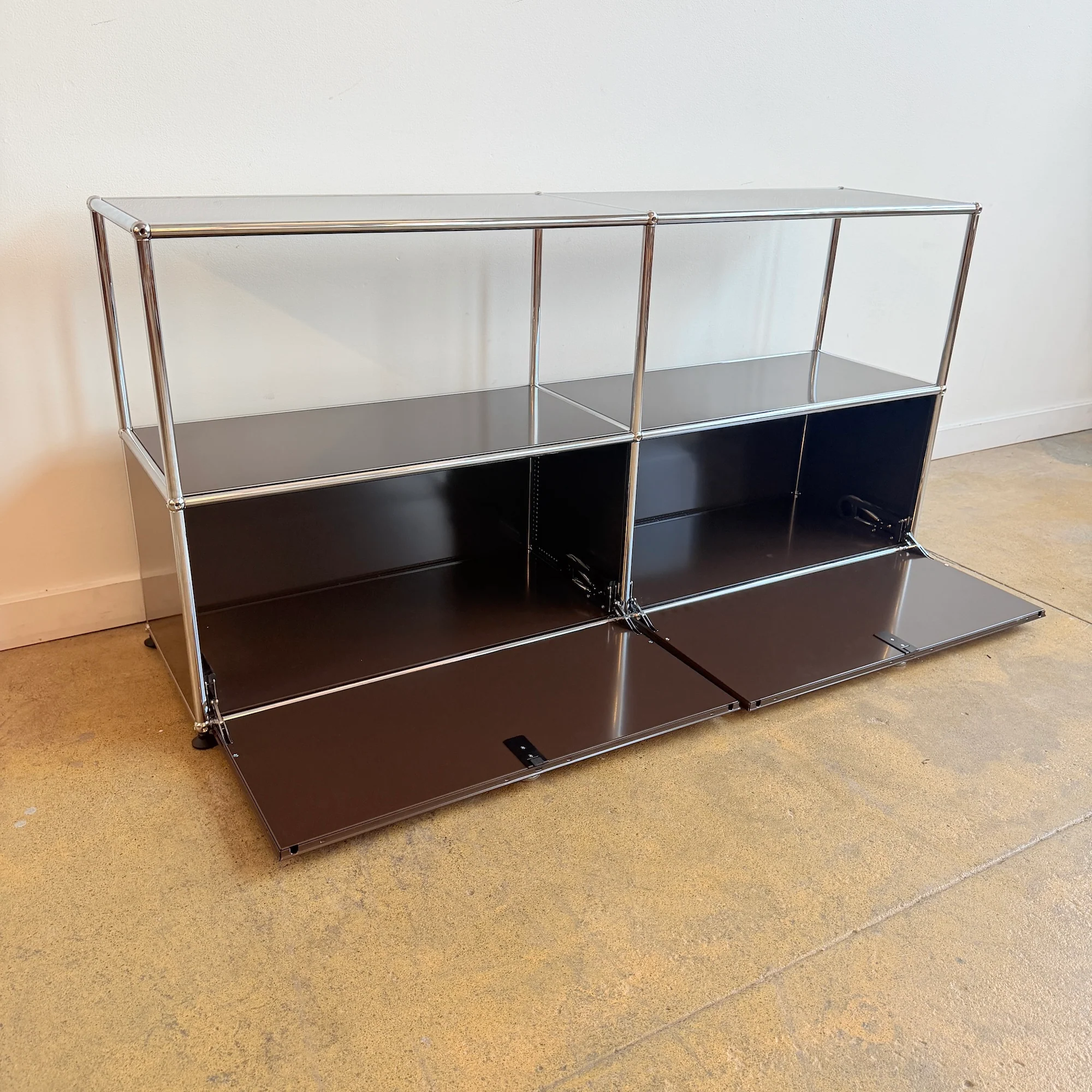 USM Haller 2X2 Media Console - Brown - Image 3
