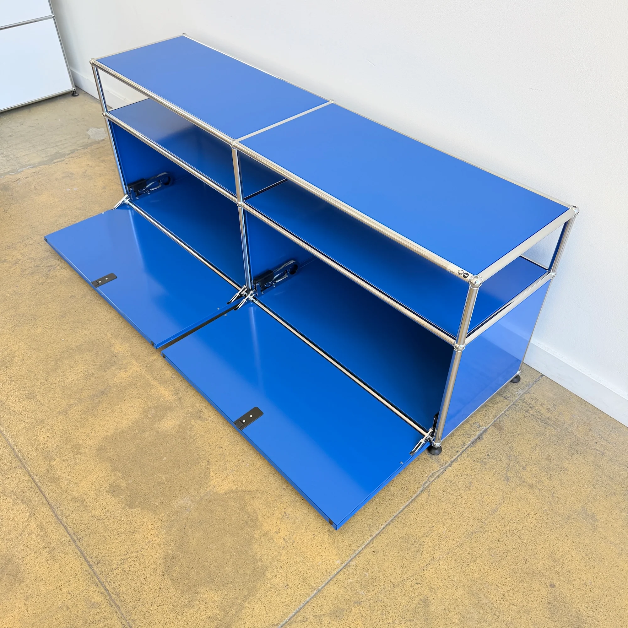 USM Haller 2X2 Media Console - Gentian Blue - Image 5