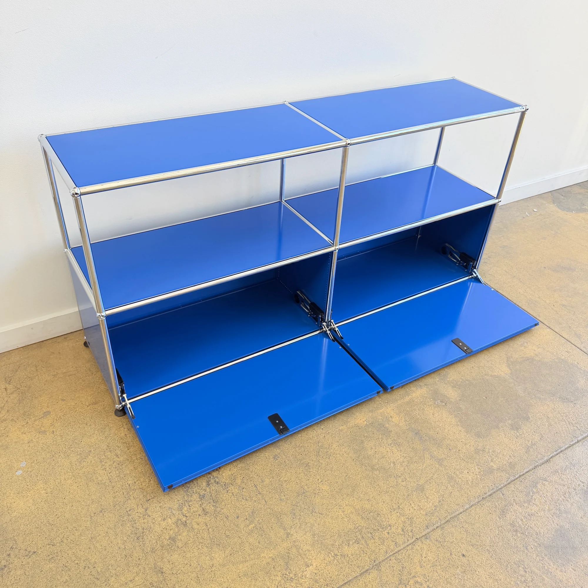USM Haller 2X2 Media Console - Gentian Blue - Image 6