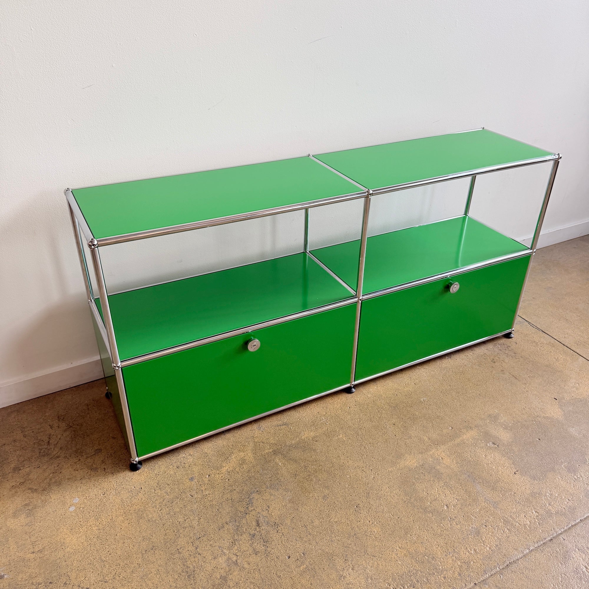 USM Haller 2X2 Media Console - Green - Image 3