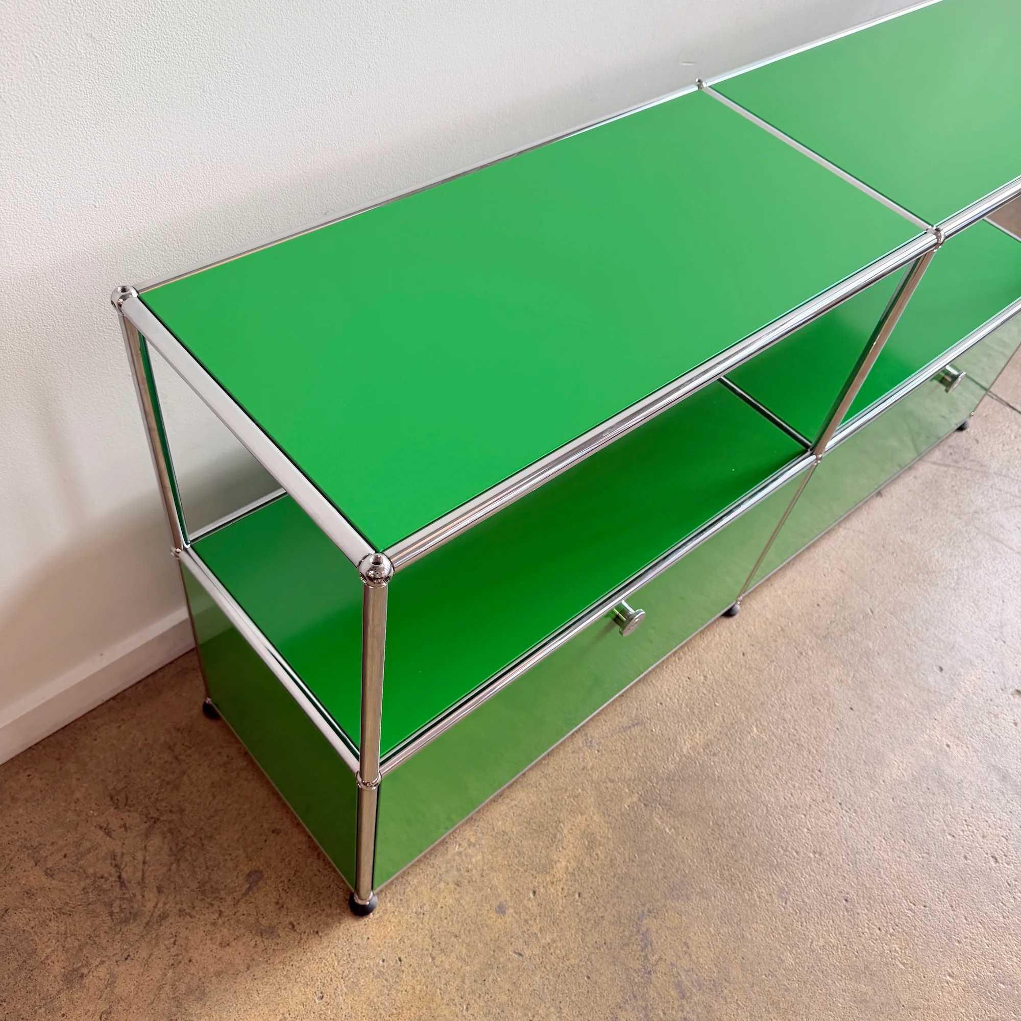 USM Haller 2X2 Media Console - Green - Image 4