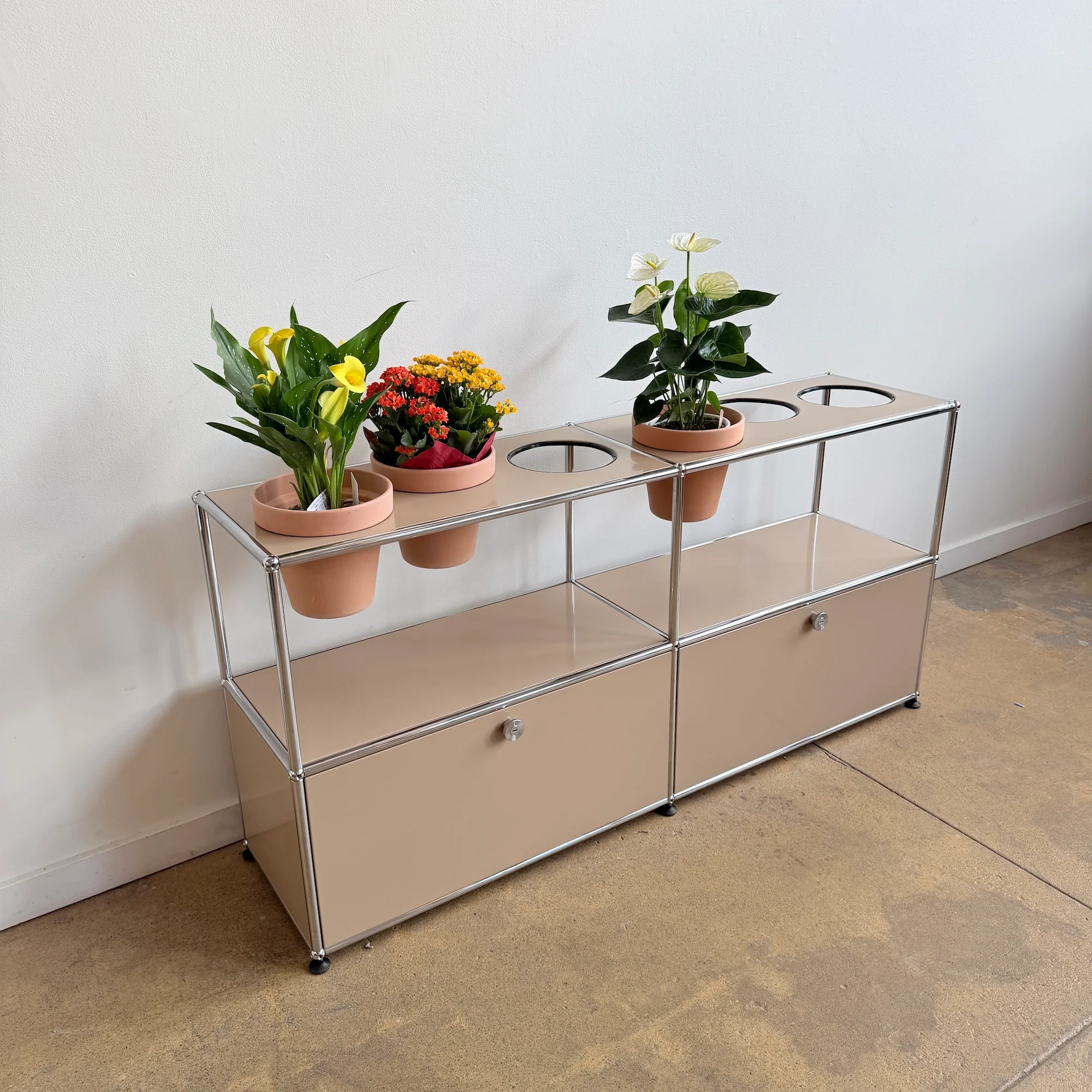 USM Haller 2X2 Planter - Beige - Image 2