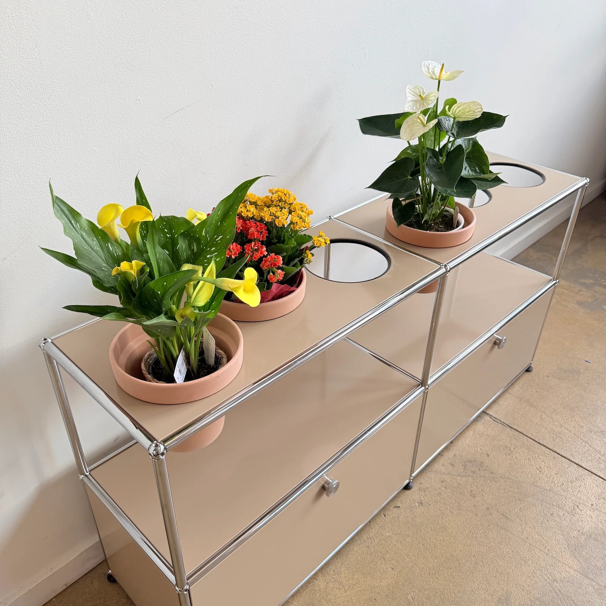USM Haller 2X2 Planter - Beige - Image 3