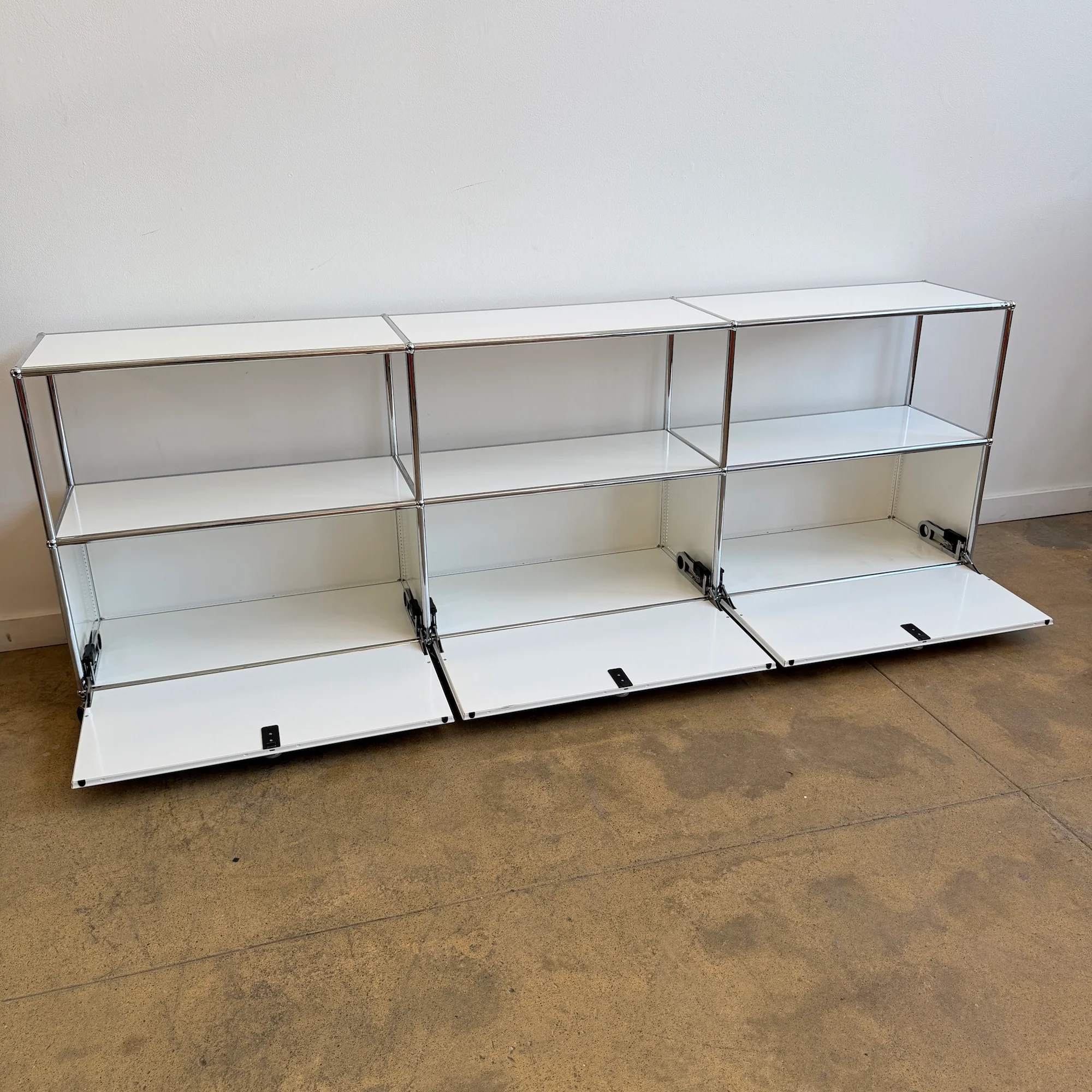 USM Haller 3X2 Console with Casters - Pure White - Image 3