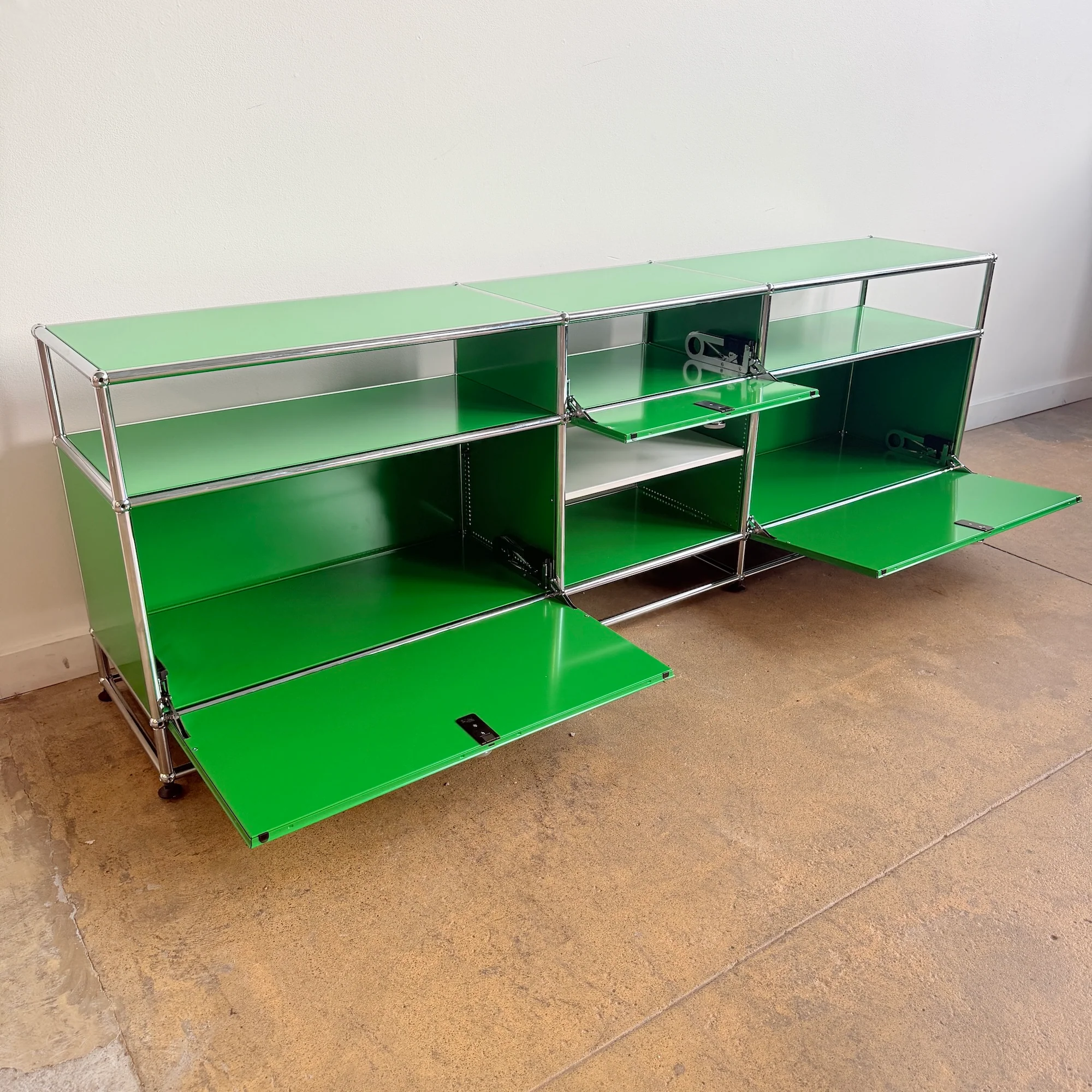 USM Haller 3X3 Storage Unit - Green - Image 5
