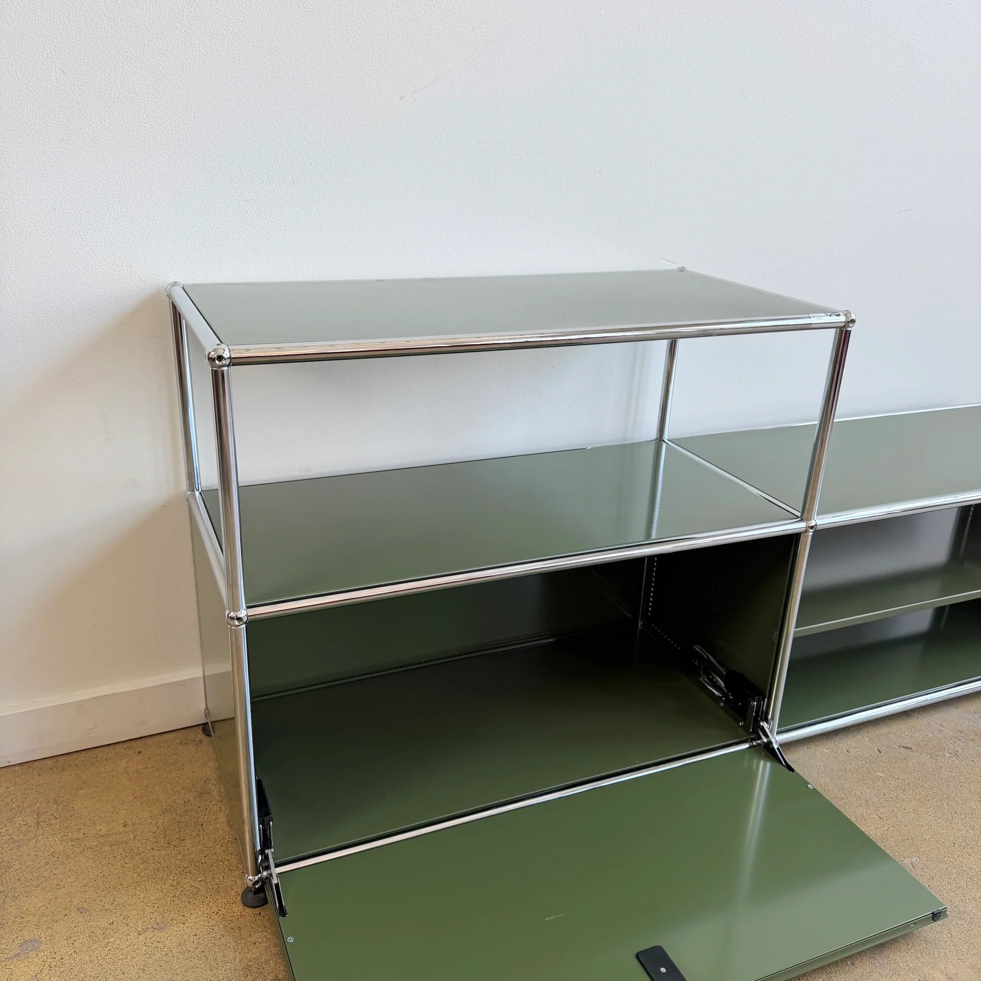 USM Haller Entryway Bench Console - Olive Green - Image 6