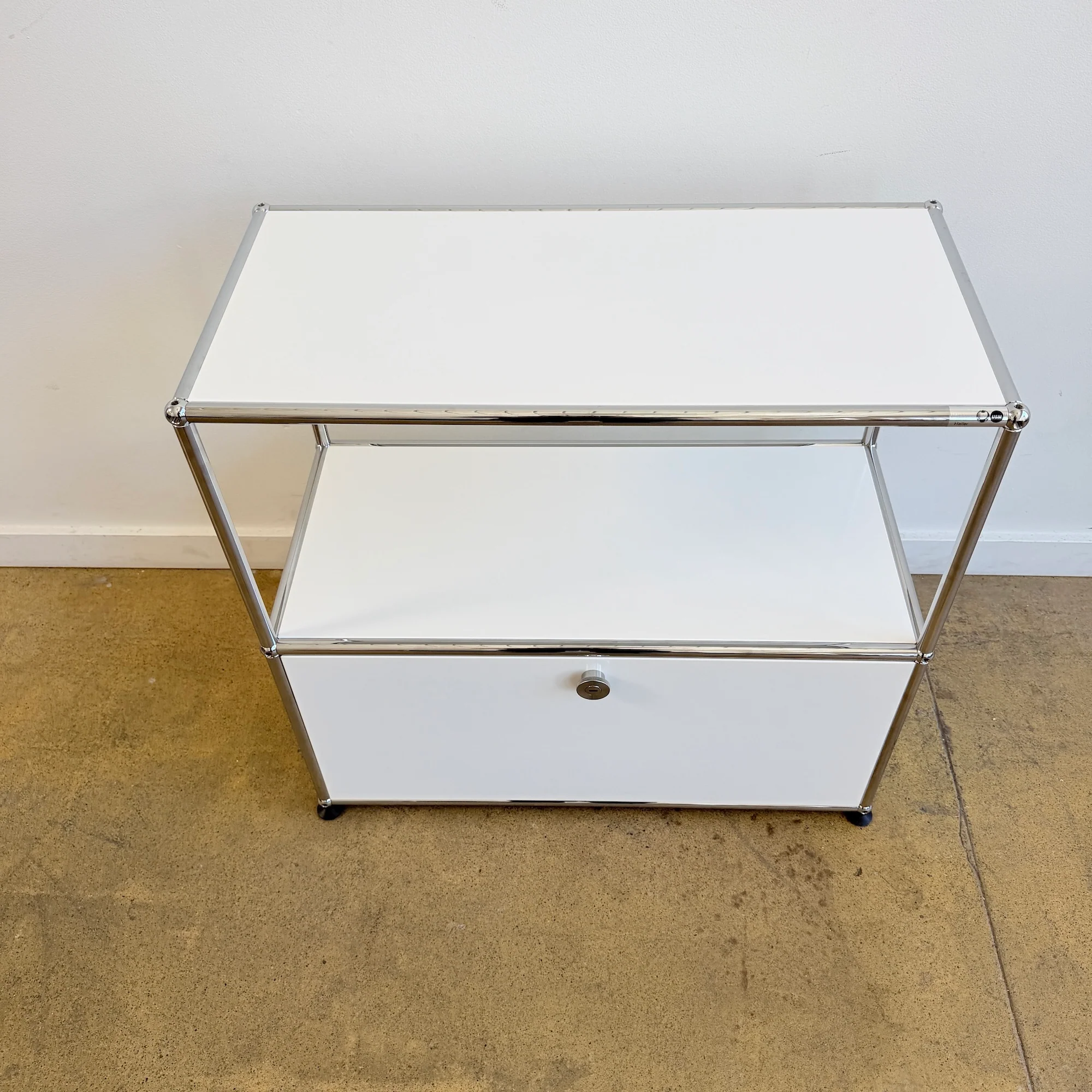USM Haller Half Size Credenza - Pure White - Image 3