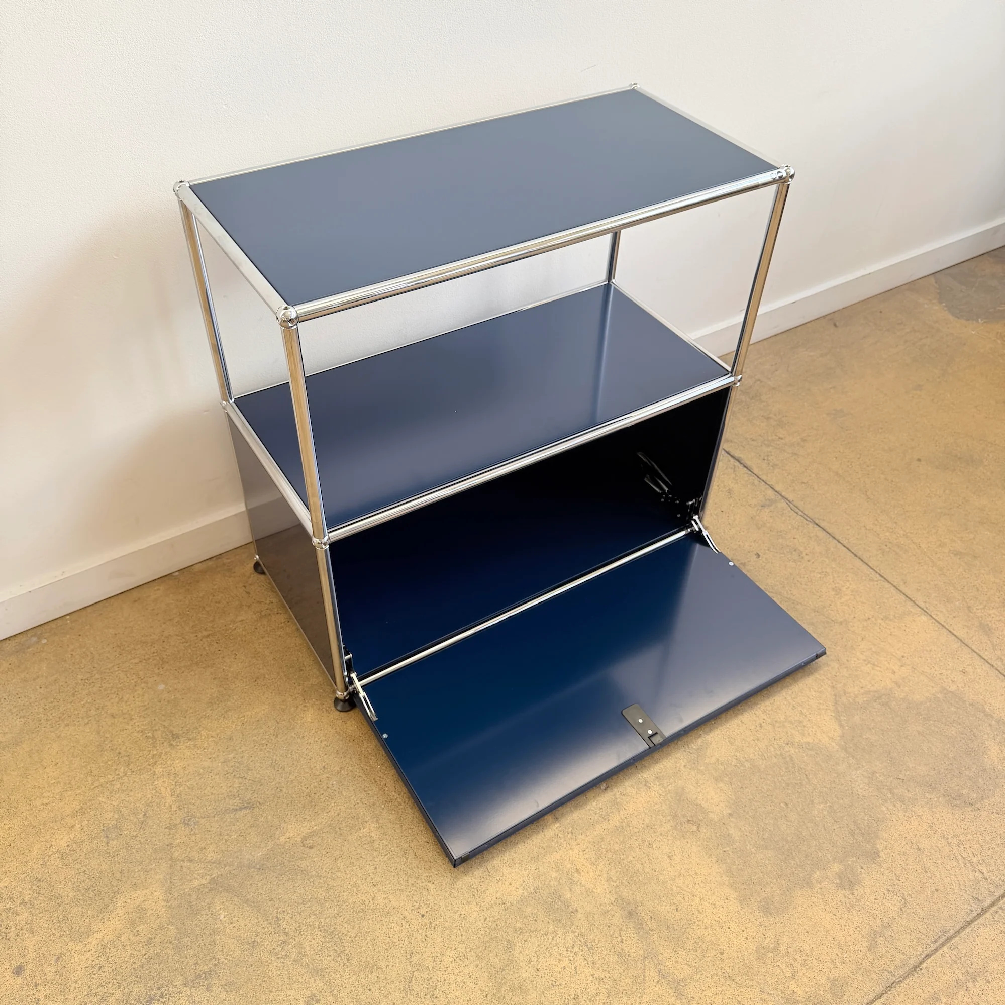 USM Haller Half Size Credenza - Steel Blue - Image 4