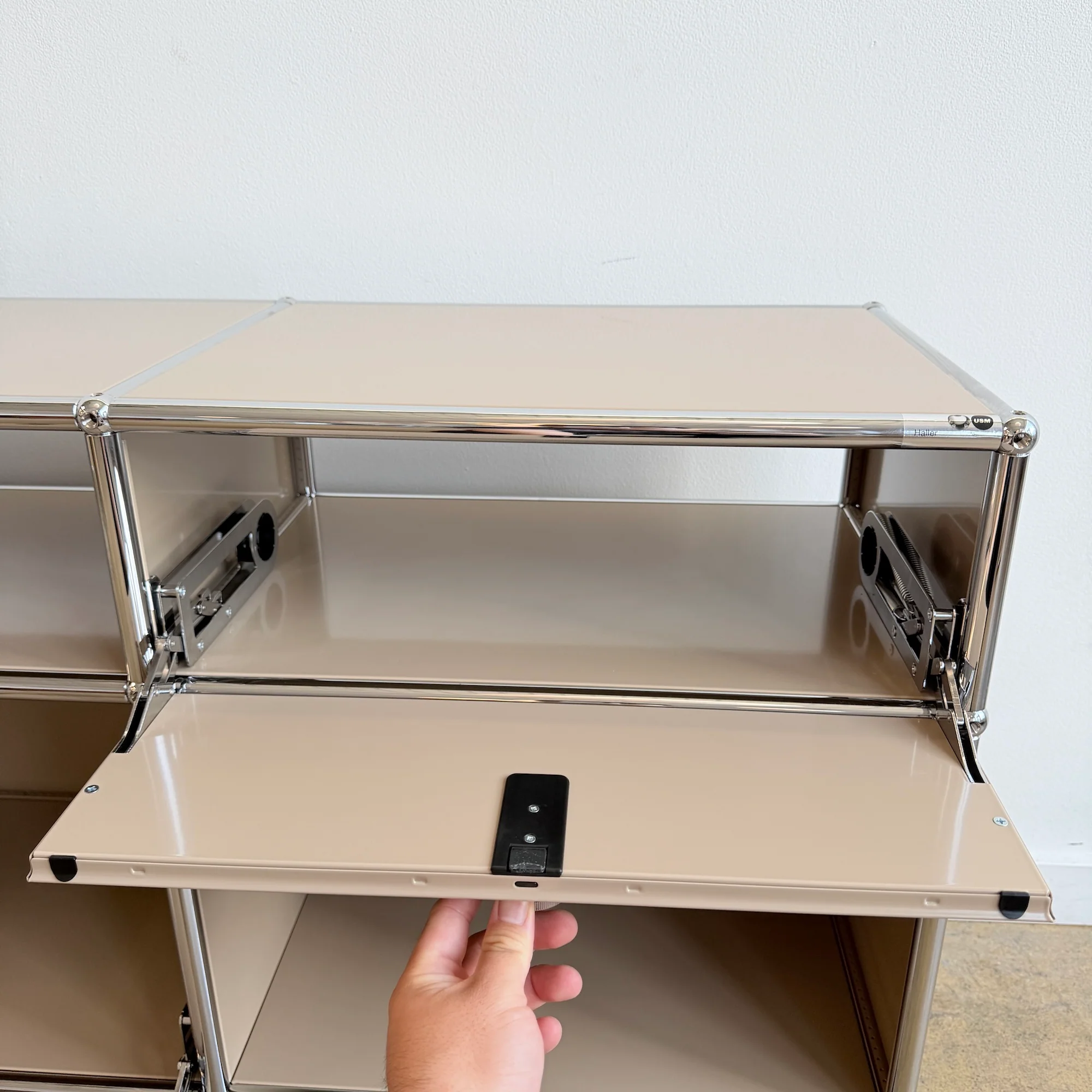 USM Haller Haller Console O3 - Beige - Image 6