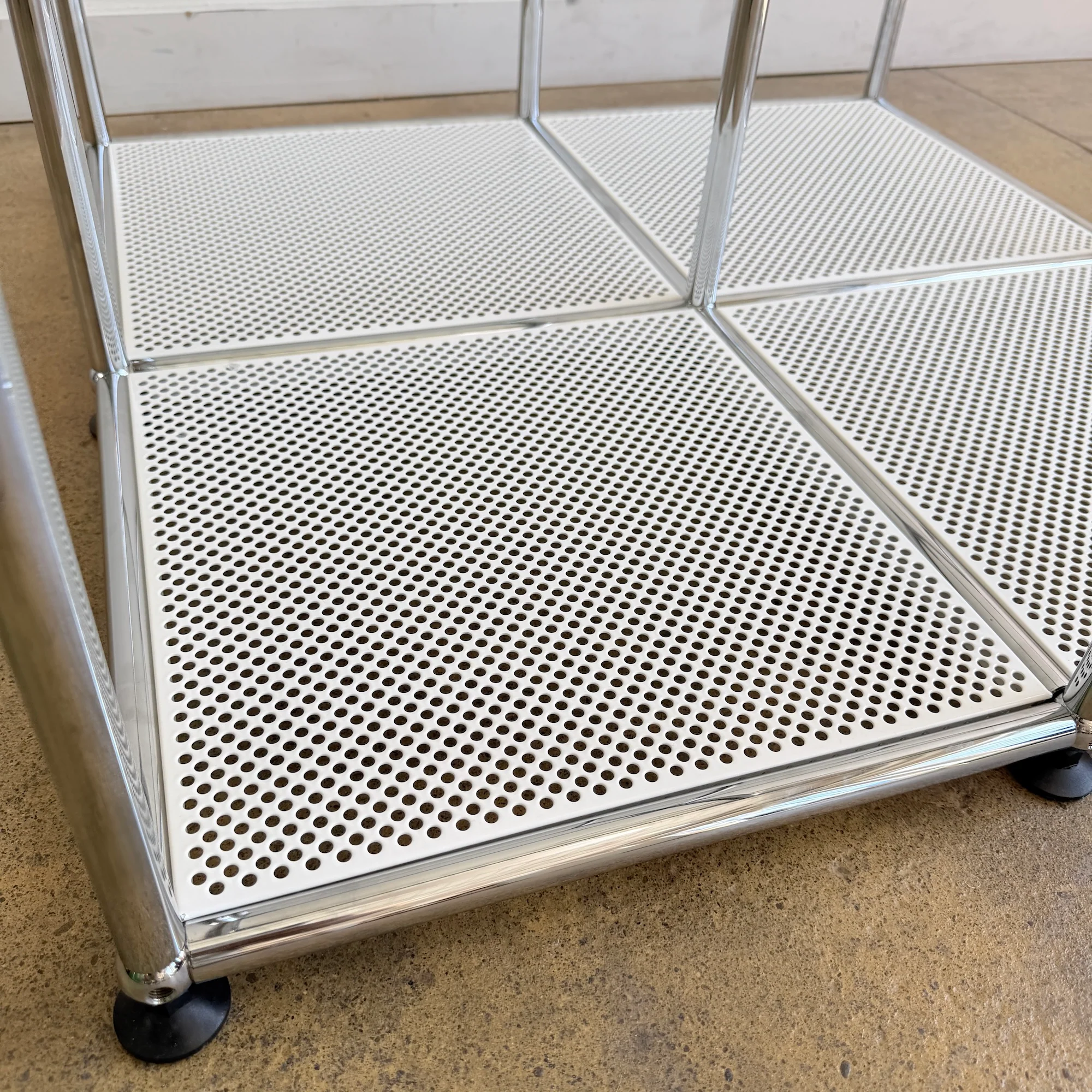 USM Haller Special Glass with Perforated Coffee Table - Image 5
