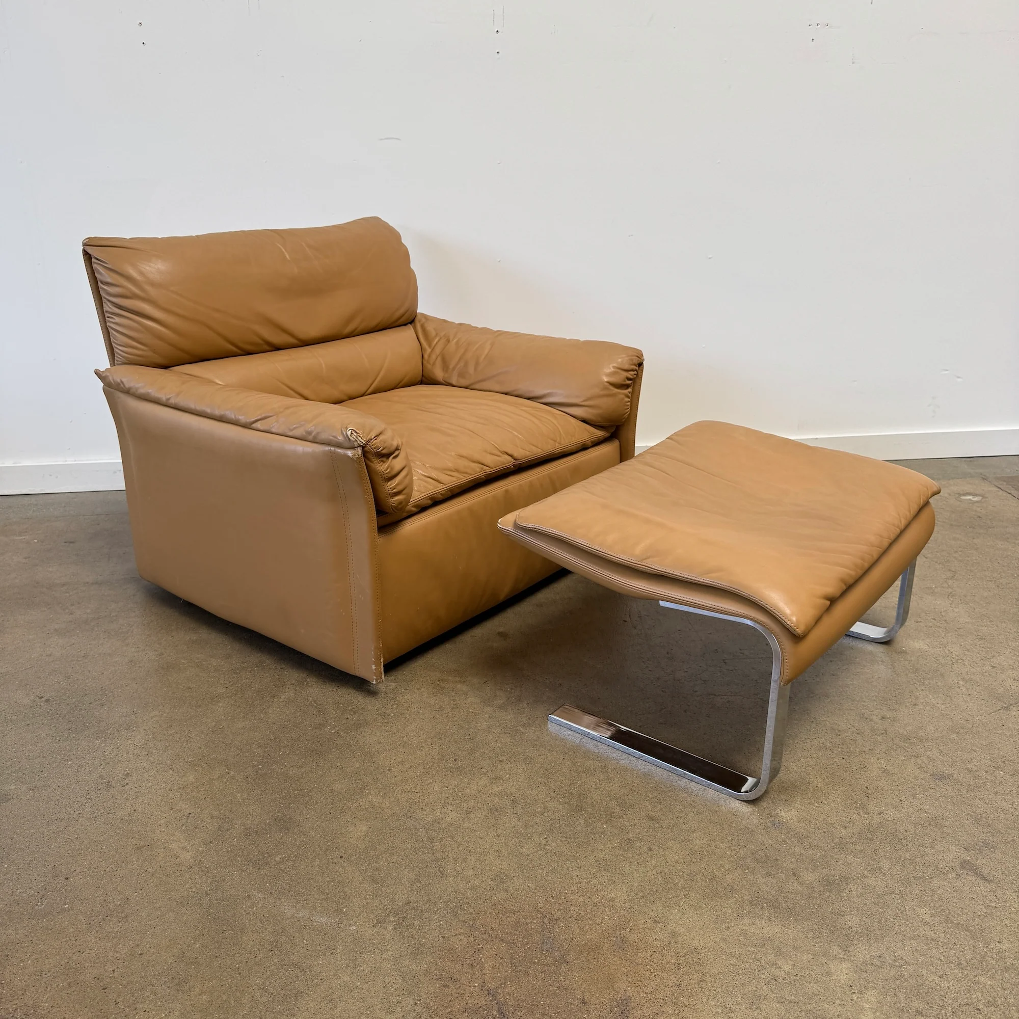 Vintage Saporiti Italia 'Queening' Lounge Chair & Ottoman, Italy, 1960s