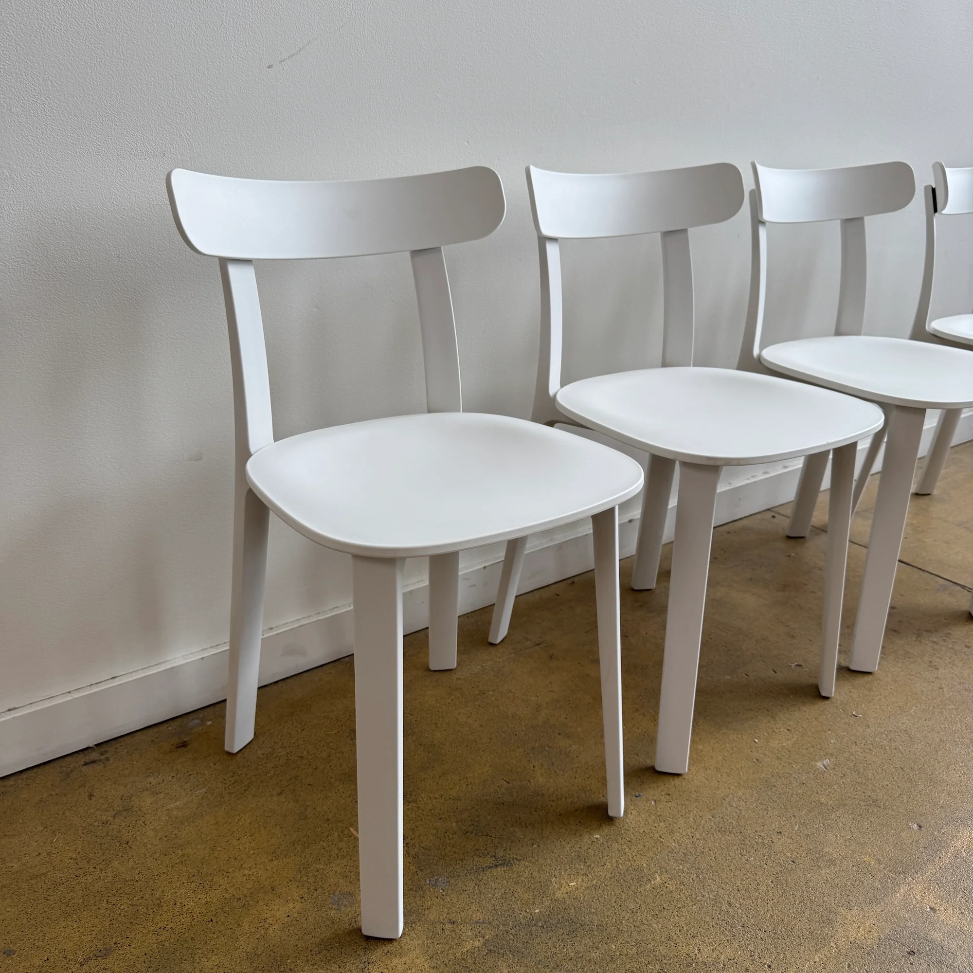 Vitra "All plastic chair" by Jasper Morrison - Image 4