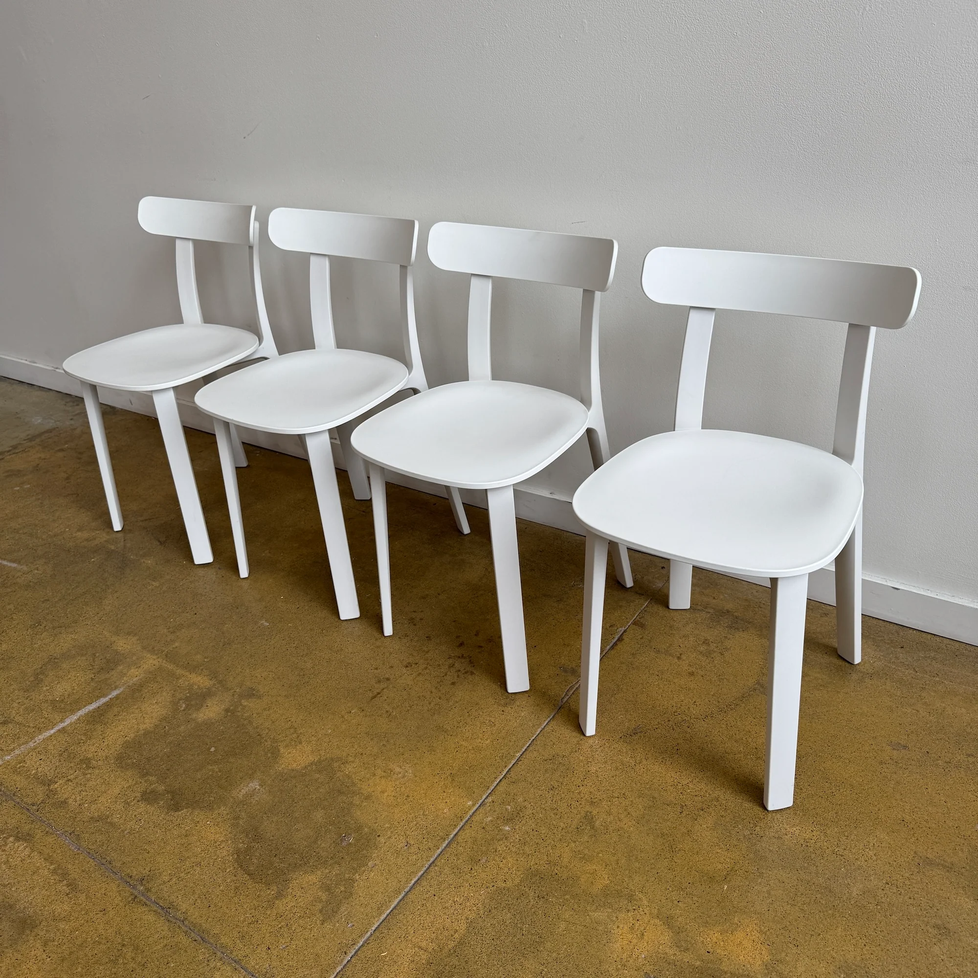 Vitra "All plastic chair" by Jasper Morrison - Image 5