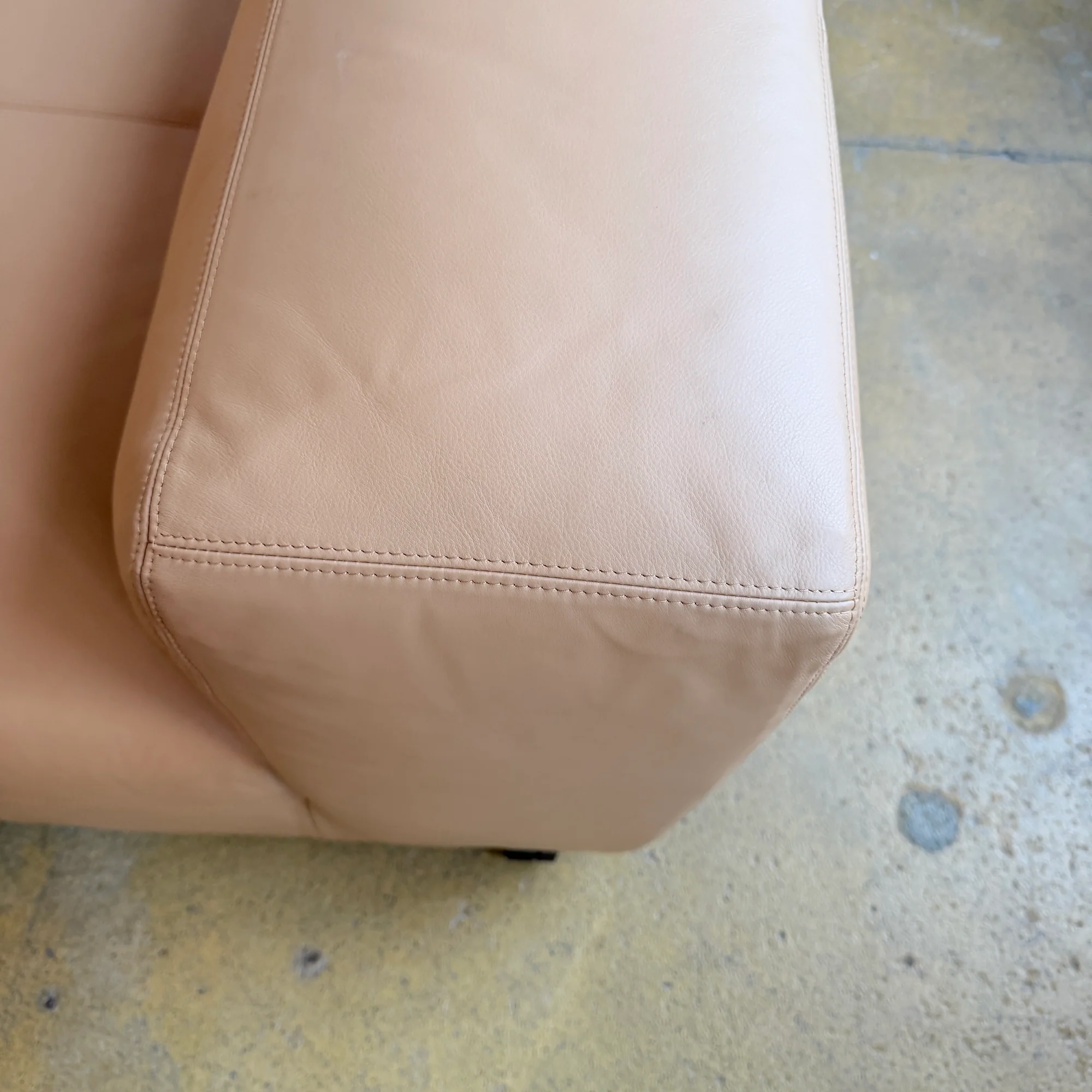 Vitra Leather Soft Modular Sofa by Jasper Morrison - Image 10