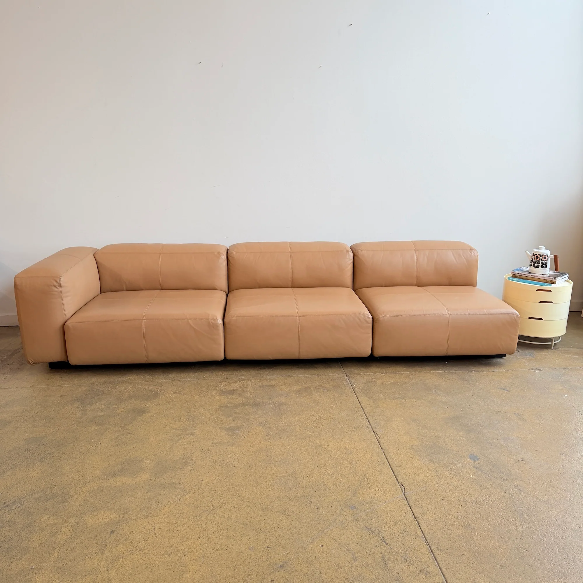 Vitra Leather Soft Modular Sofa by Jasper Morrison - Image 2