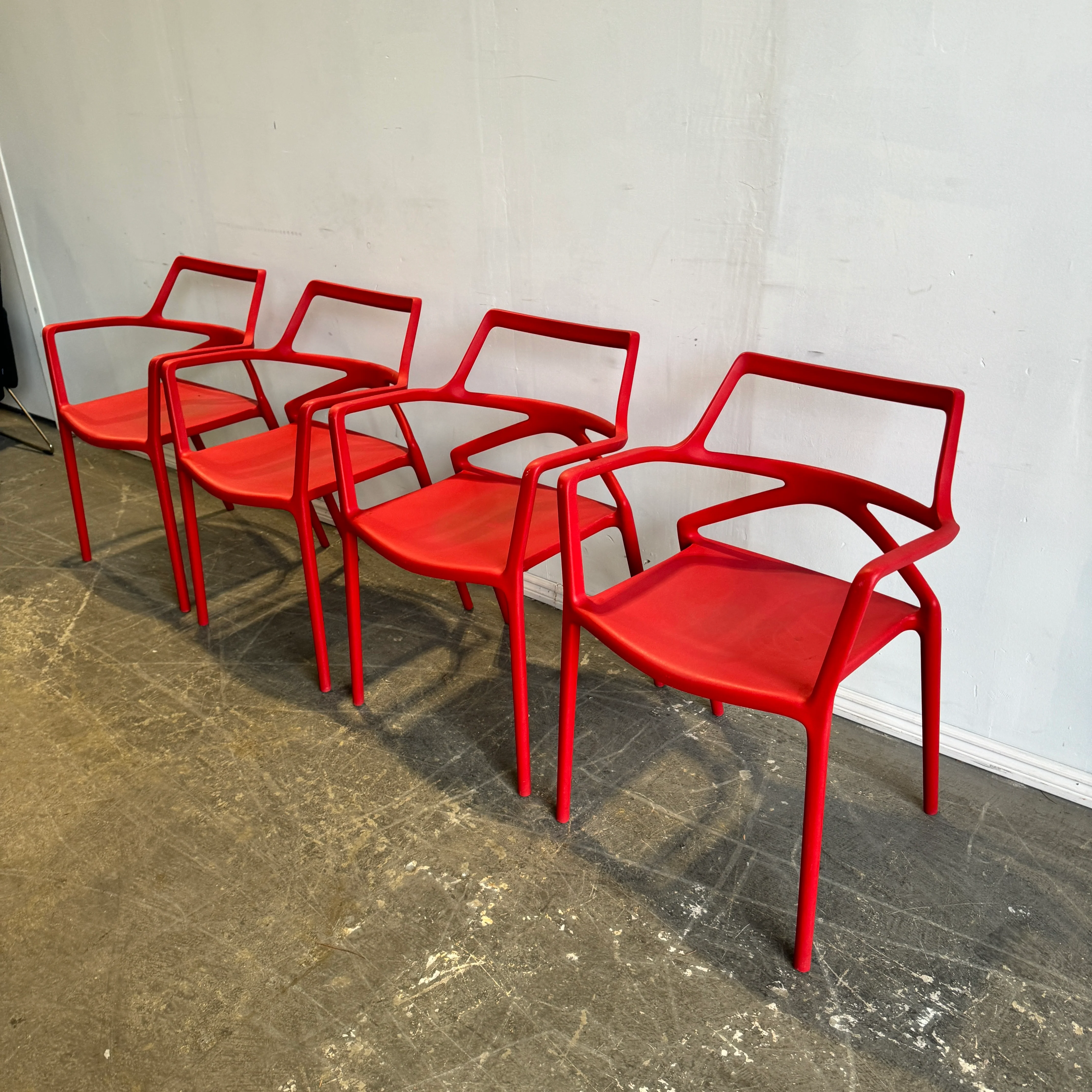 Vondom Set of 4 Outdoor Delta Chair with Armrest - Image 2